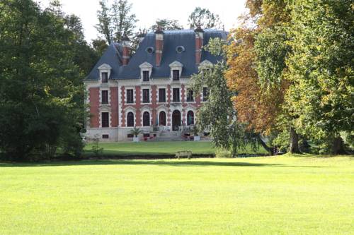 Gevrolles France Hotel Booking.com Good Discount Code