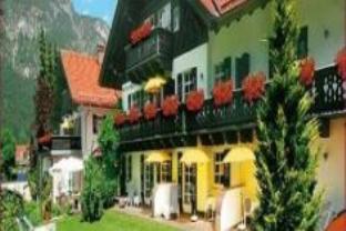 Garmisch-Partenkirchen Germany Hotel Agoda.com Good Discount Code