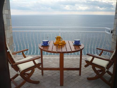 Imperia Italie Code réduction Booking.com hôtels