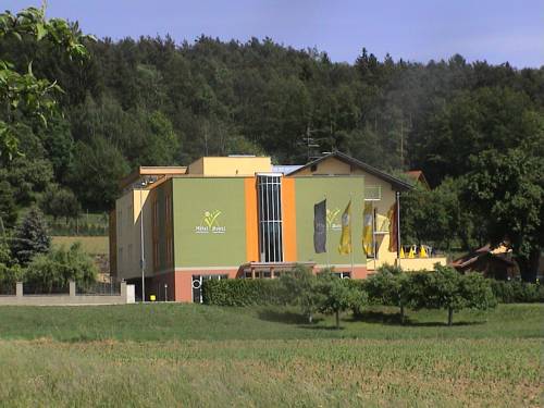 Ollersdorf Austria Hotel Booking.com Good Discount Code